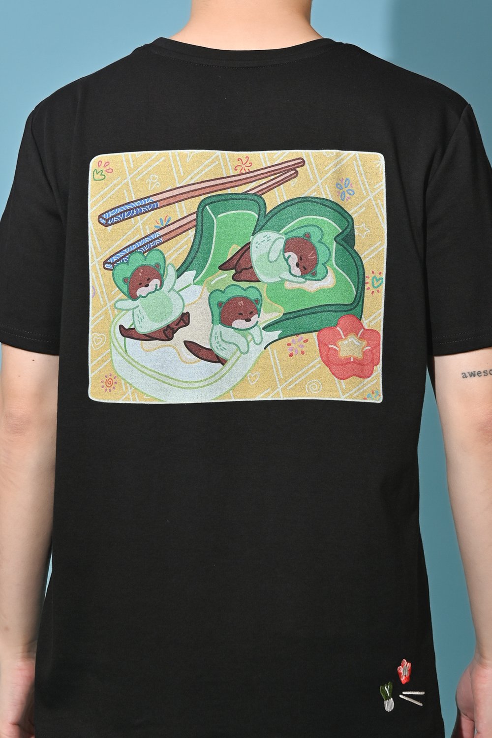 CHIN CHAI OTTER UNISEX TEE