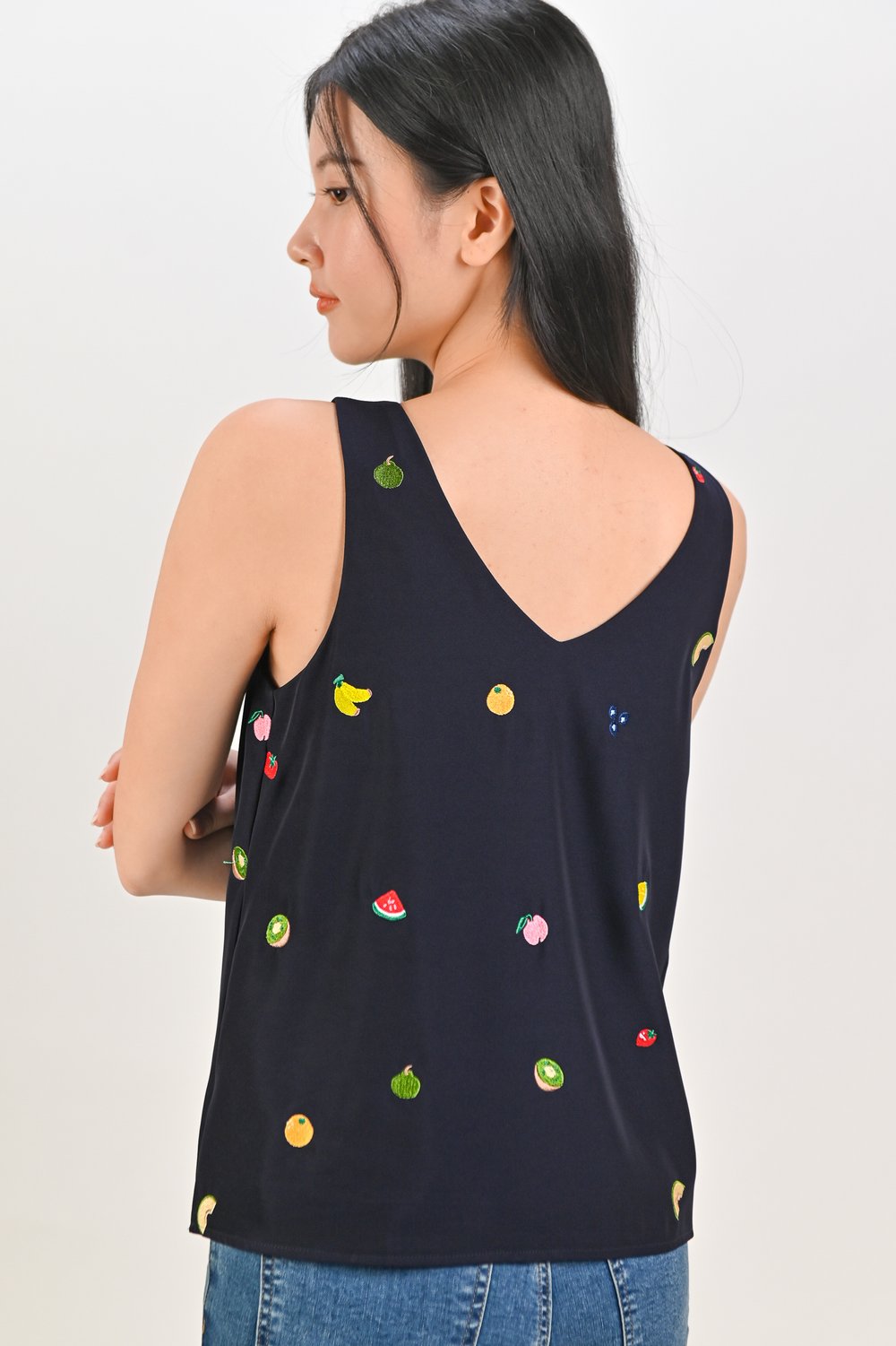 SUMMER HARVEST EMB. TWO-WAY TOP IN NAVY