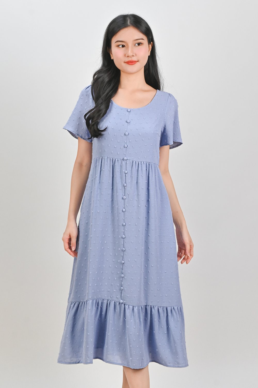 EVIENNE DOTTY SCOOP-NECK SLEEVED DRESS IN PERI-BLUE
