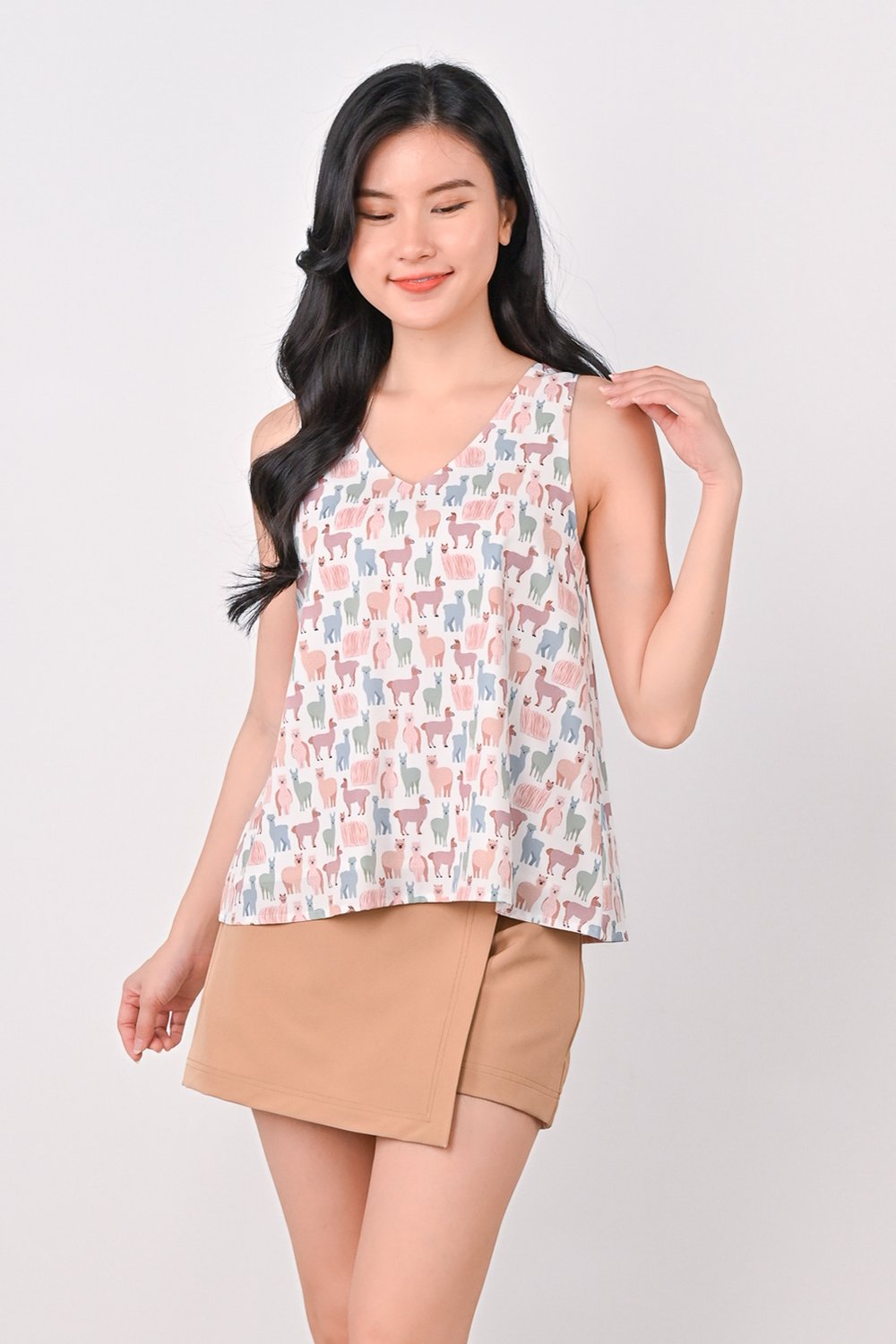 ⁠⁠PASTEL LLAMA TWO-WAY TOP