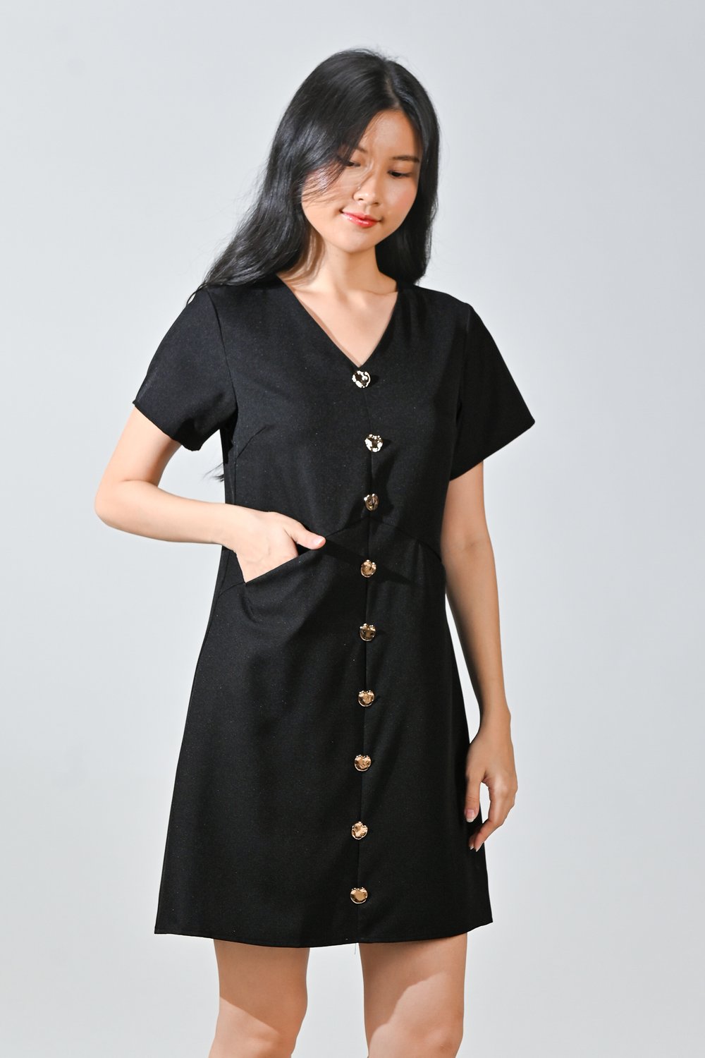 TILLY GOLD-BUTTON DRESS IN BLACK