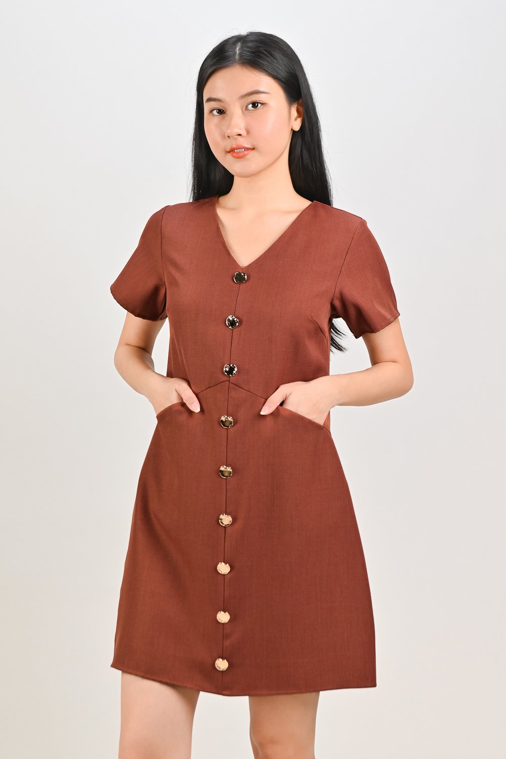 TILLY GOLD-BUTTON DRESS IN CHESTNUT