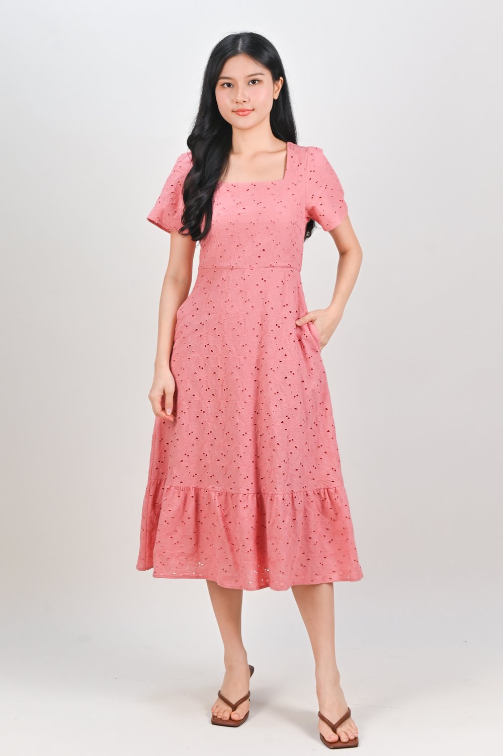 YINDI EYELET SQUARE-NECK SLEEVED MIDI DRESS IN SALMON
