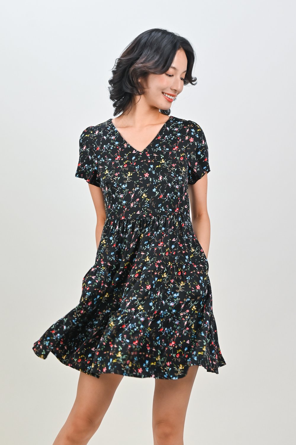 AIRA BLACK FLORAL V-NECK BABYDOLL DRESS