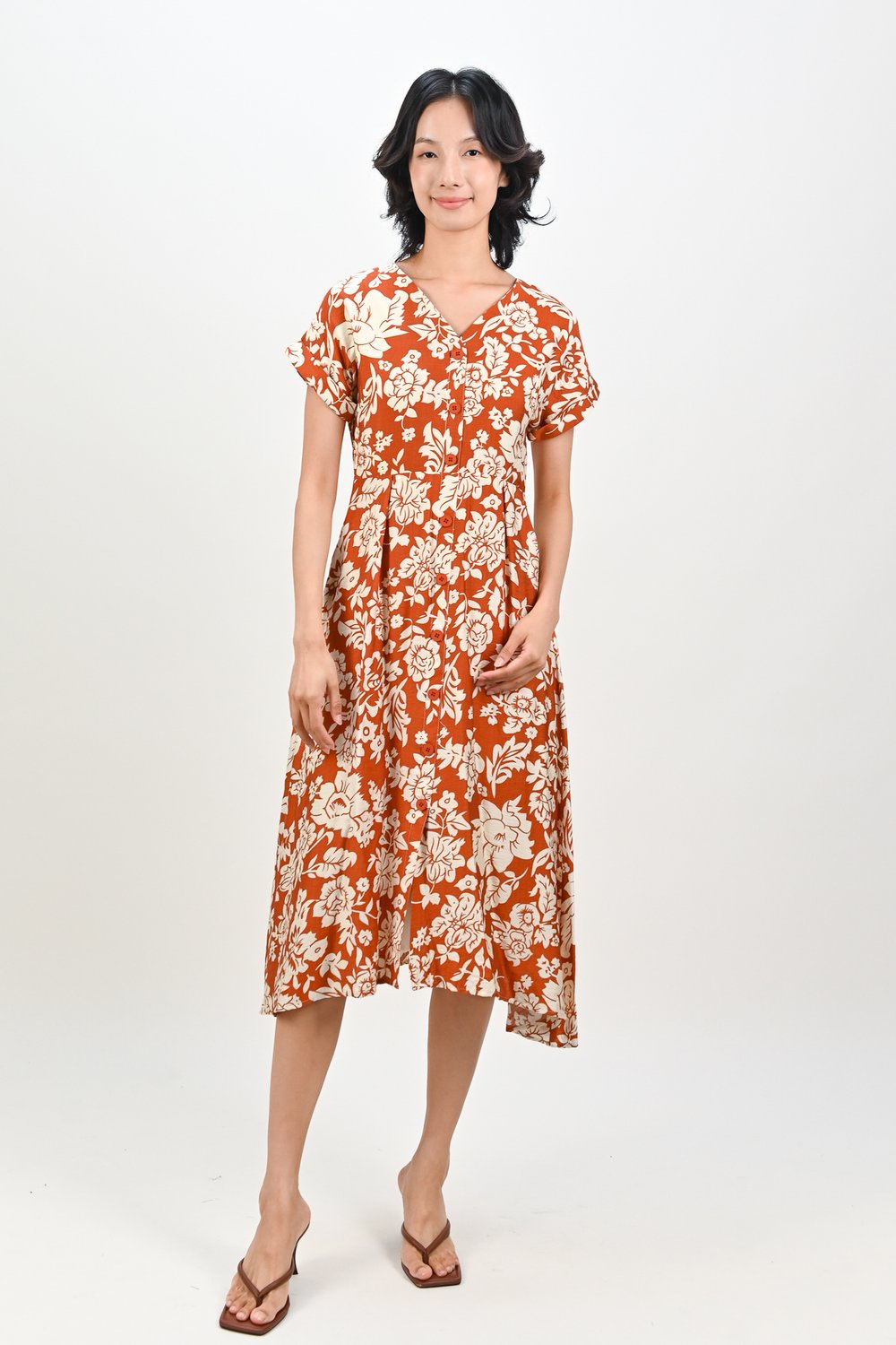 AMIRAE RESORT SLEEVED BUTTON DRESS IN ORANGE