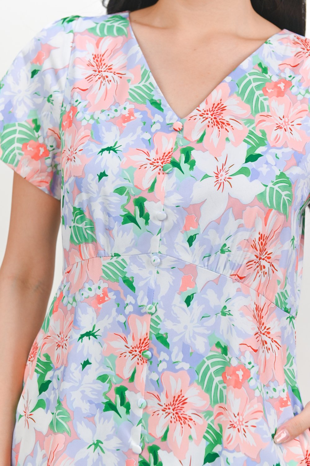 LEOCADIA SLEEVED BUTTON MIDI DRESS IN LILAC FLORAL