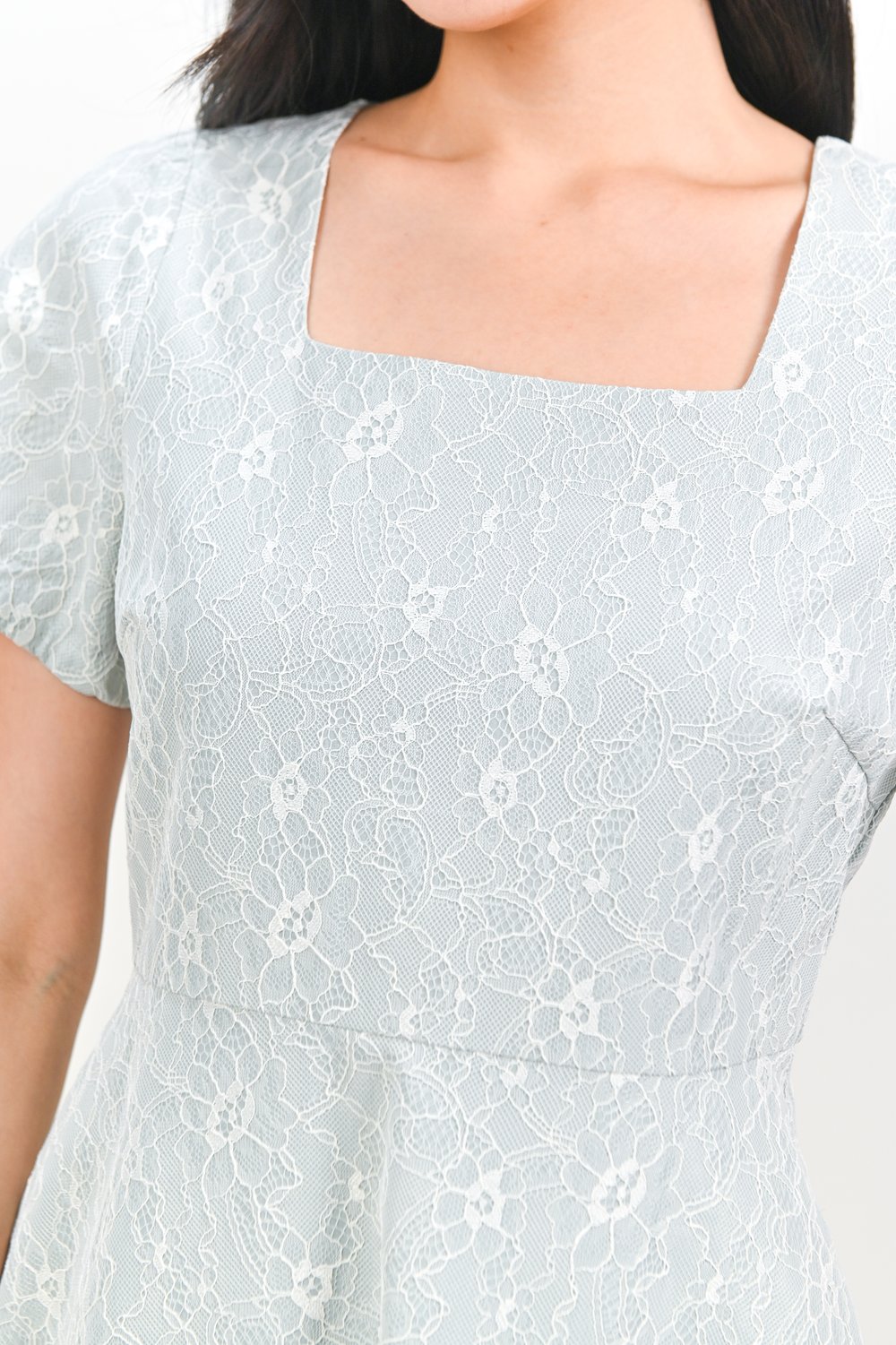 ALOUETTE LACE-PRESSED SQUARE-NECK DRESS IN GREEN