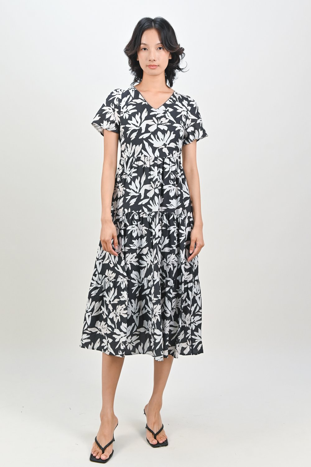 FAYARA GUNMETAL V-NECK SLEEVED TIERED MIDAXI DRESS