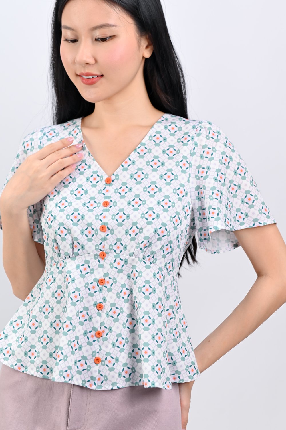 WHITE JADE SLEEVED PEPLUM TOP