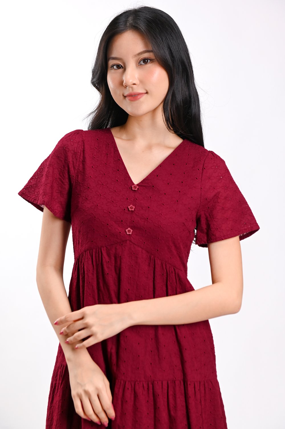 PETUNIA EYELET TIERED MIDAXI DRESS IN WINE RED