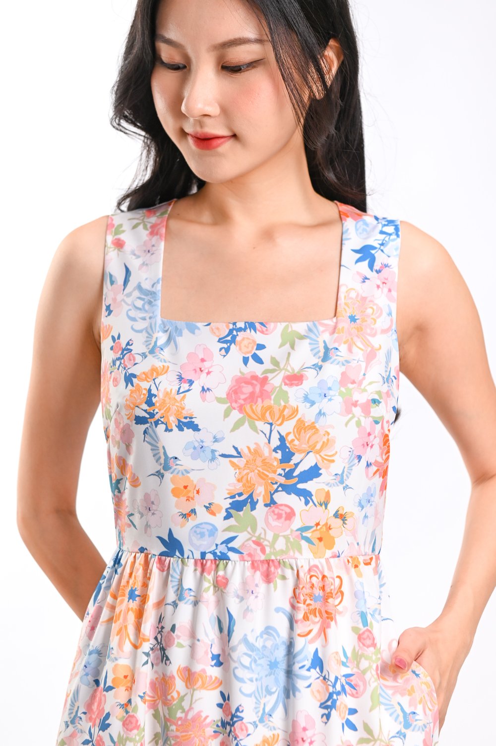 FLORAL FIREWORKS SLEEVELESS SQUARE-NECK DRESS