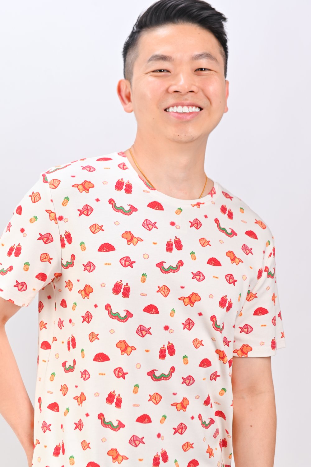 LUCKY CHARMS UNISEX TEE