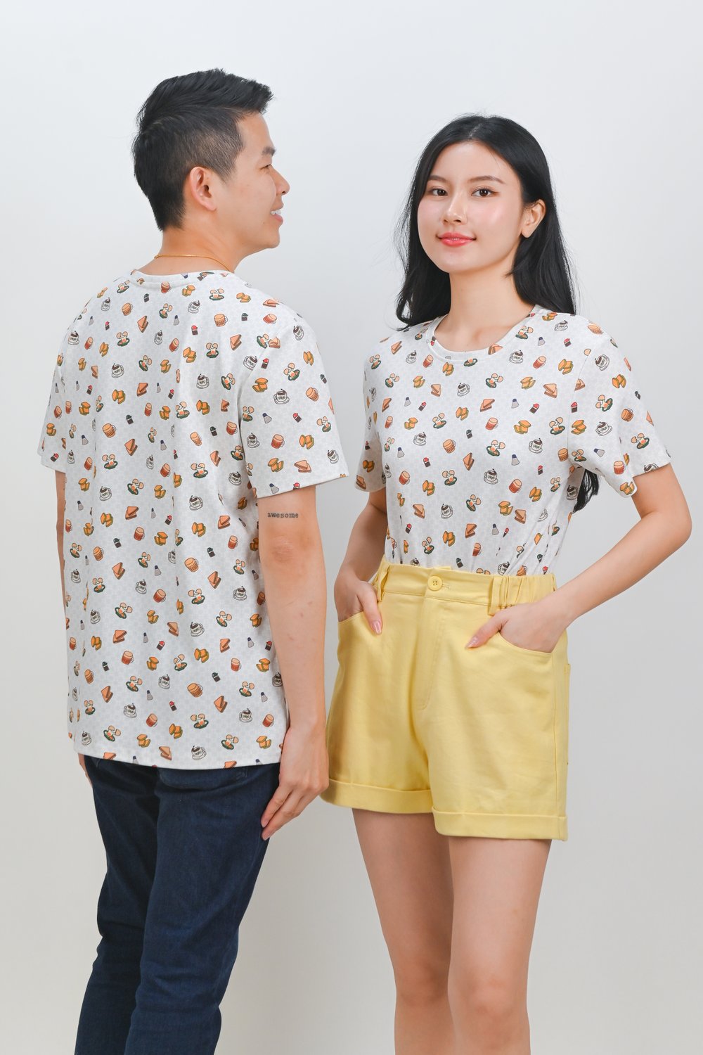 SUNDAY BREAKFAST UNISEX TEE