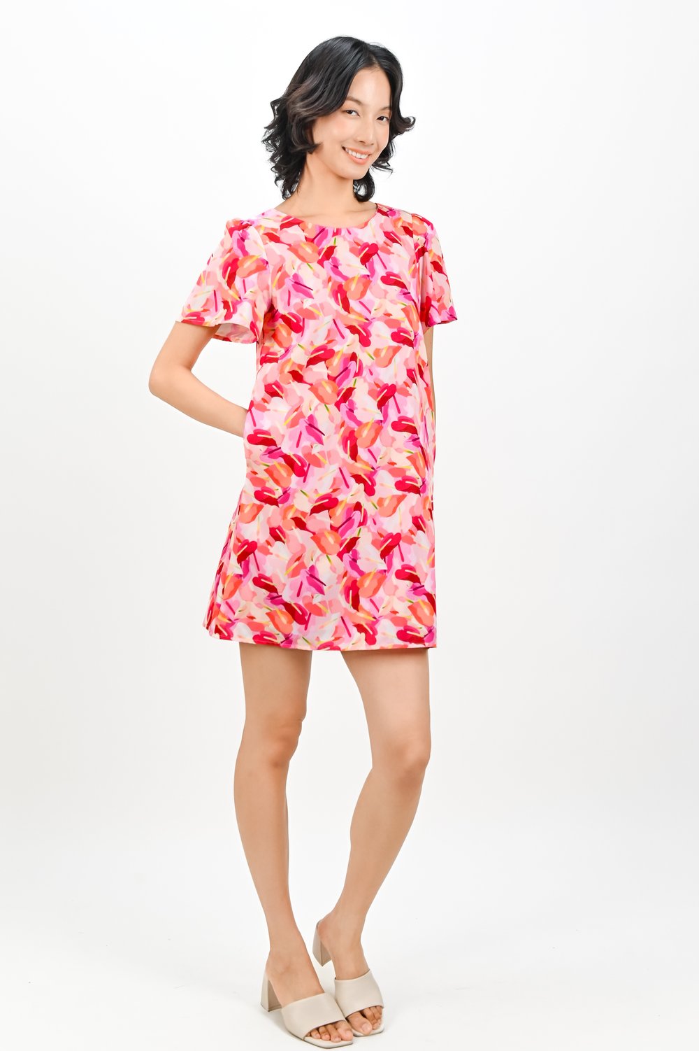 PINK LACELEAF SLEEVED SHIFT DRESS
