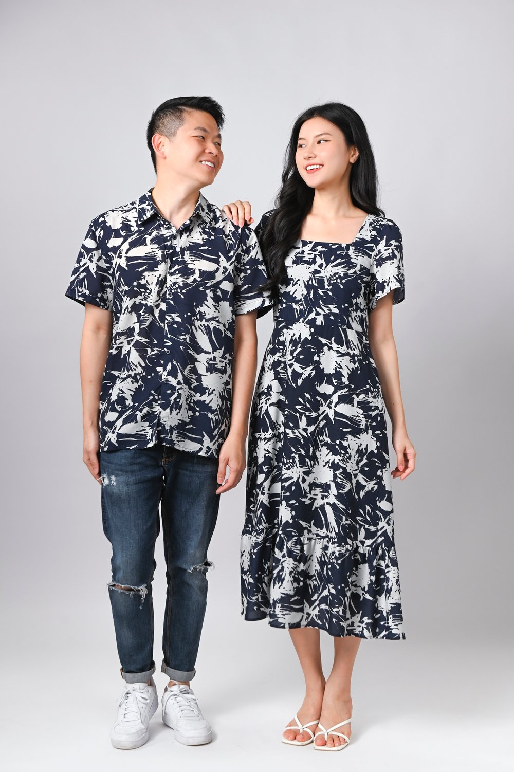 MIDNIGHT BRUSH SQUARE-NECK SLEEVED MIDI DRESS