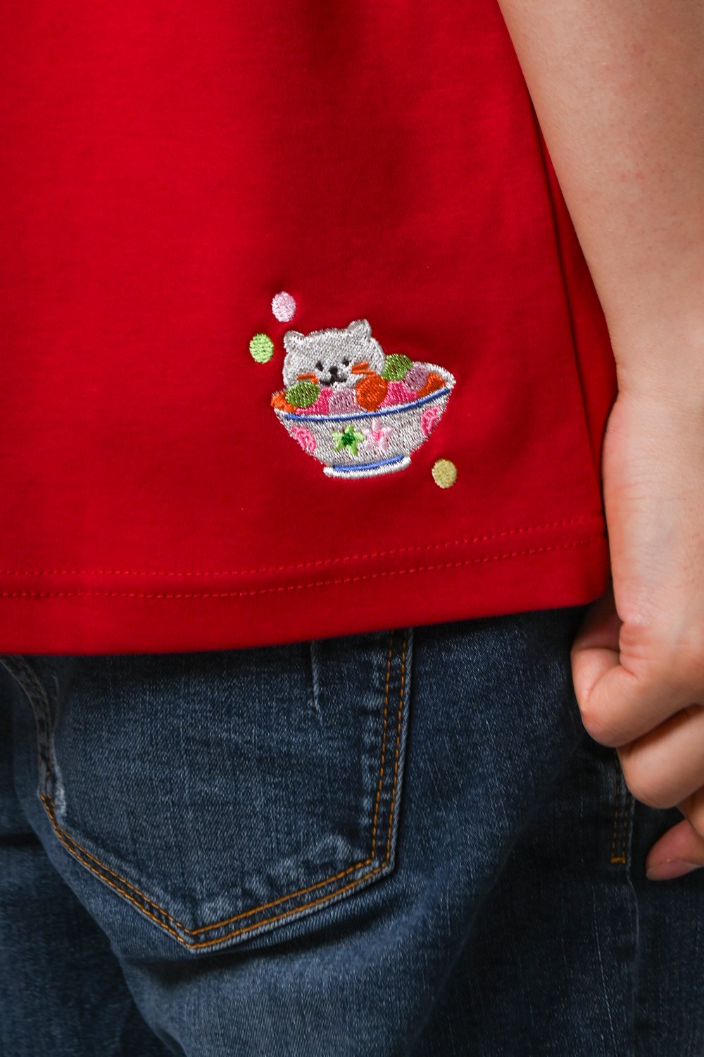 FESTIVE PAWTY RED EMB. UNISEX TEE