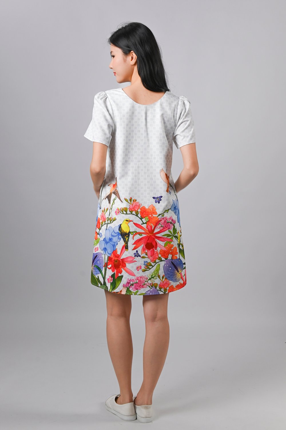 SONGBIRD SYMPHONY SLEEVED SHIFT DRESS