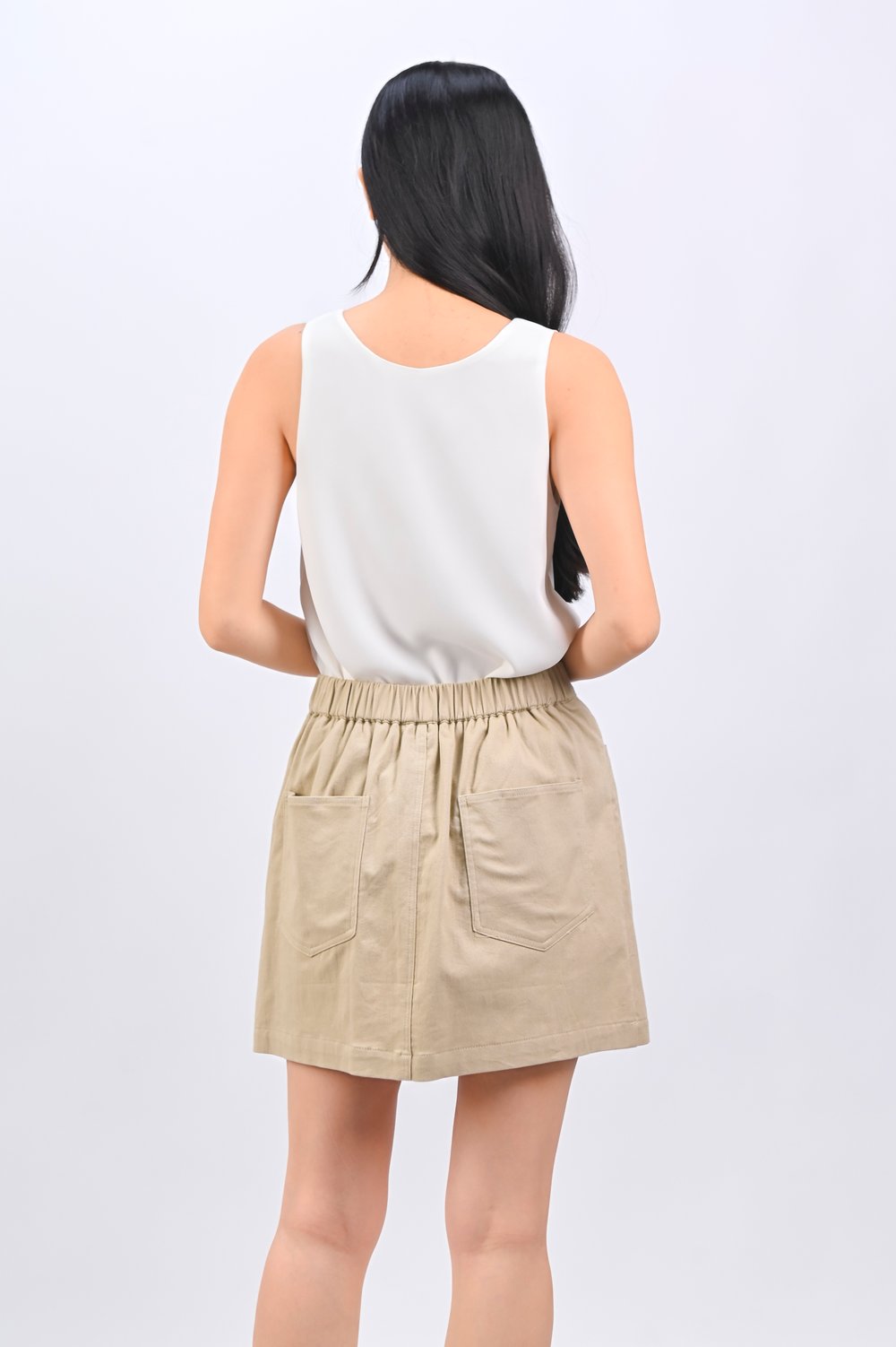 COVA SKORTS IN KHAKI