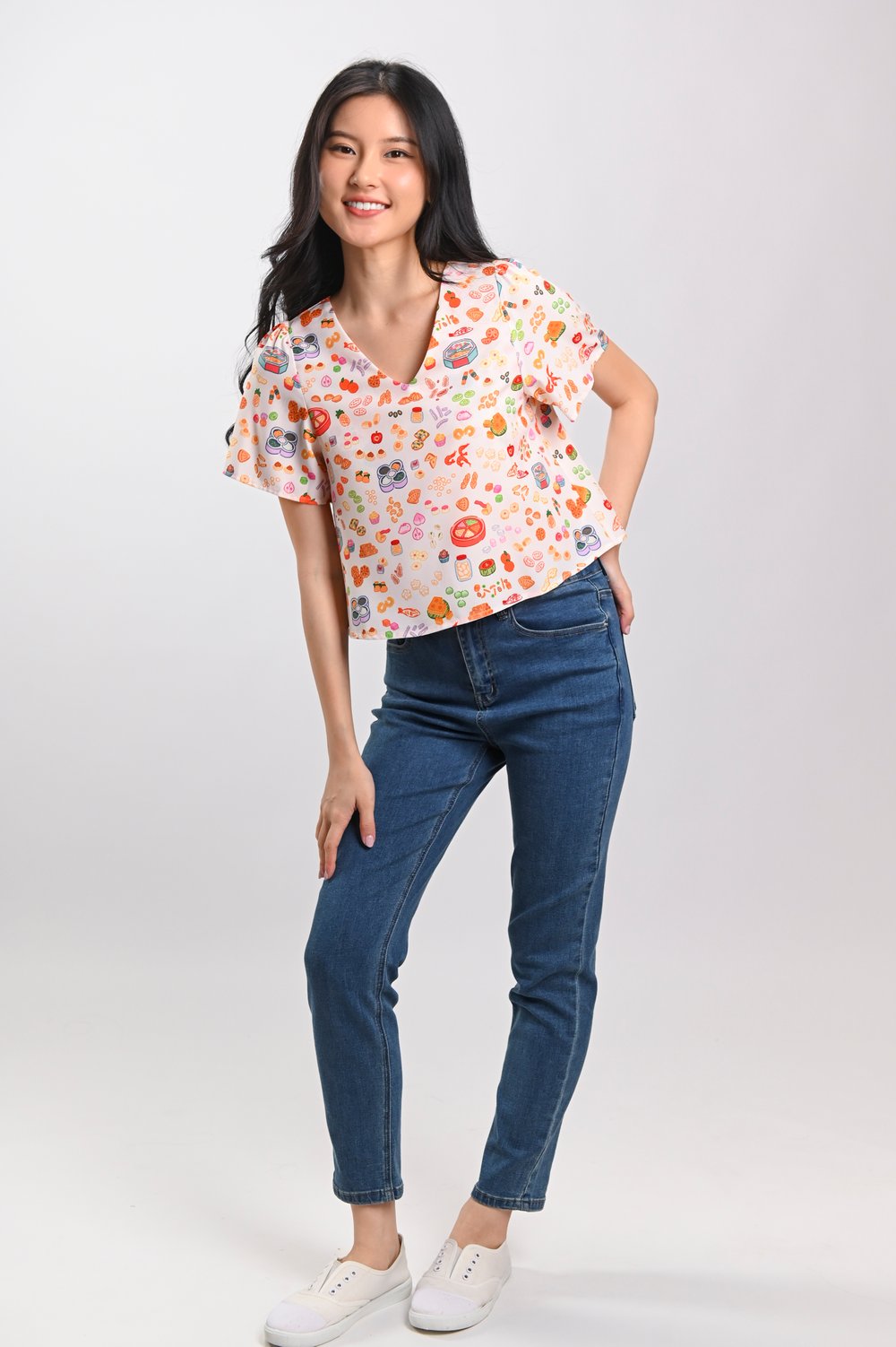 SNACKTACULAR SLEEVED LAYERED TOP