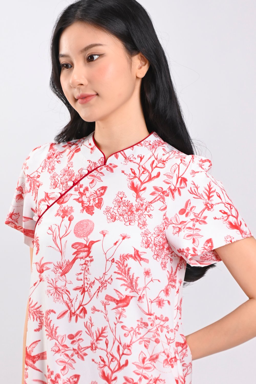 RED HUMMINGBIRD SLEEVED FLOUNCE CHEONGSAM DRESS