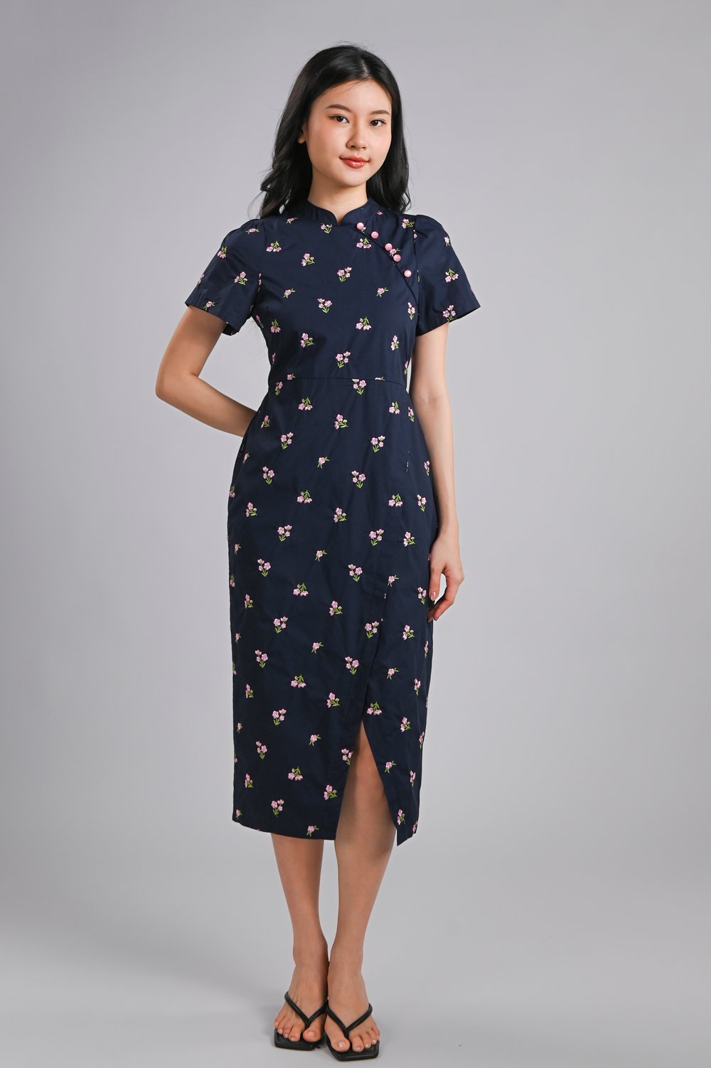 MINXUAN EMB. CHEONGSAM DRESS IN NAVY