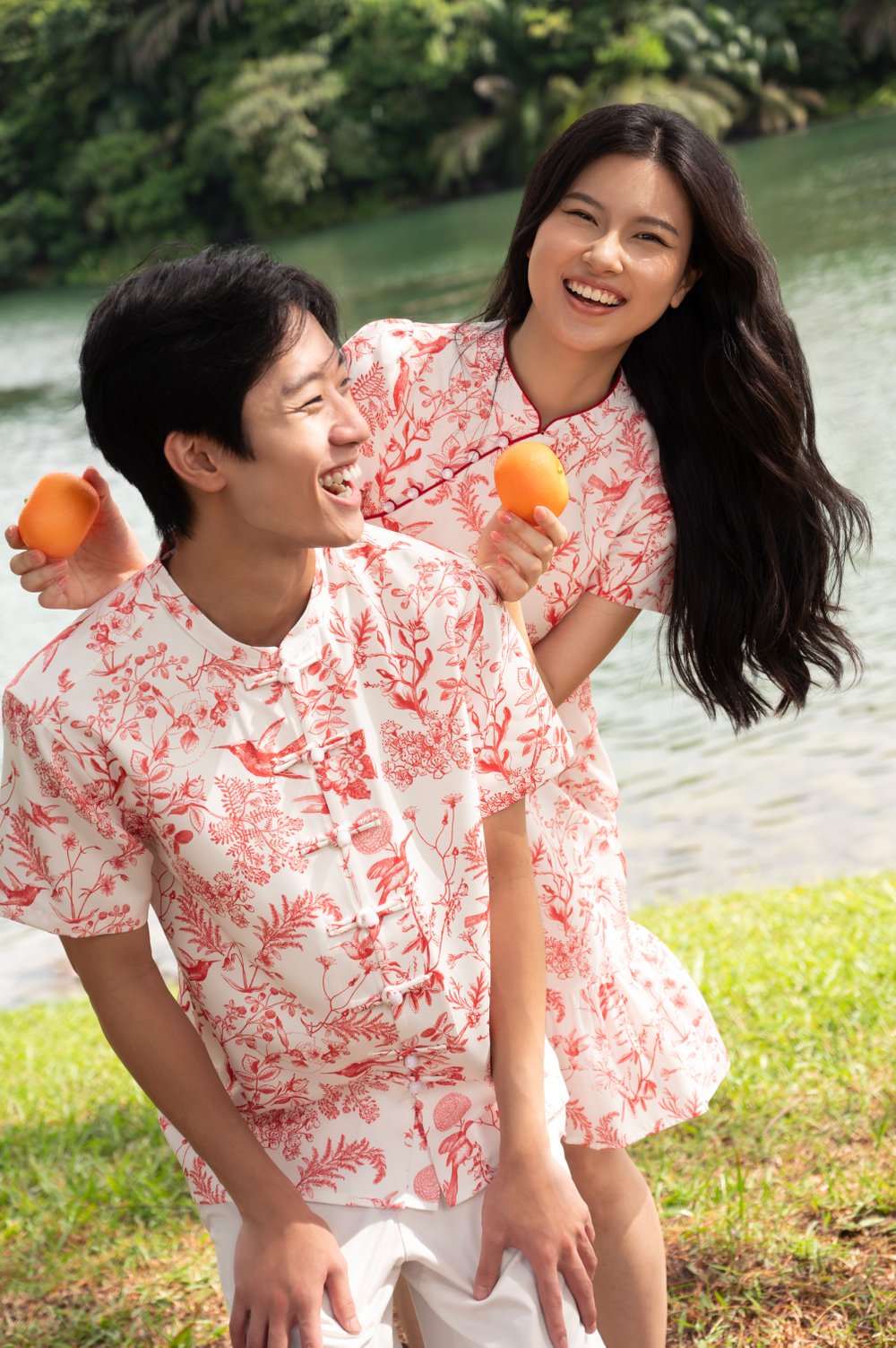 RED HUMMINGBIRD MANDARIN-COLLAR MEN’S SHIRT