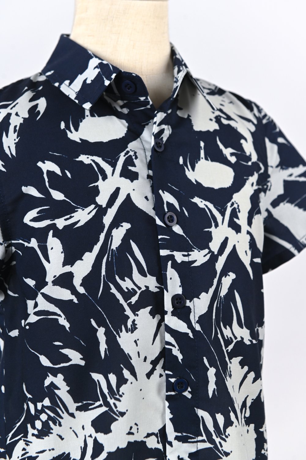 MIDNIGHT BRUSH KIDS’ SHIRT