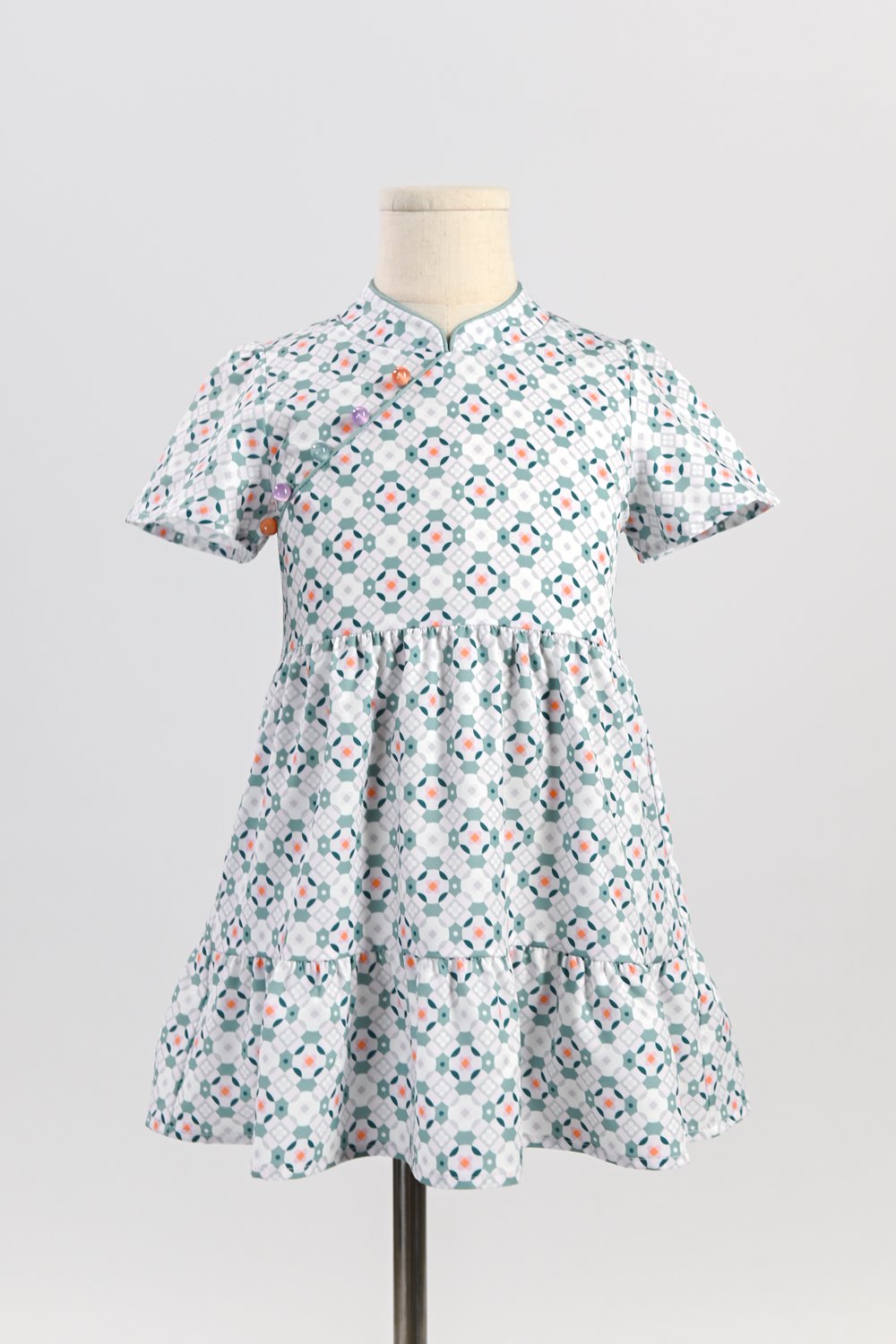 WHITE JADE KIDS’ CHEONGSAM