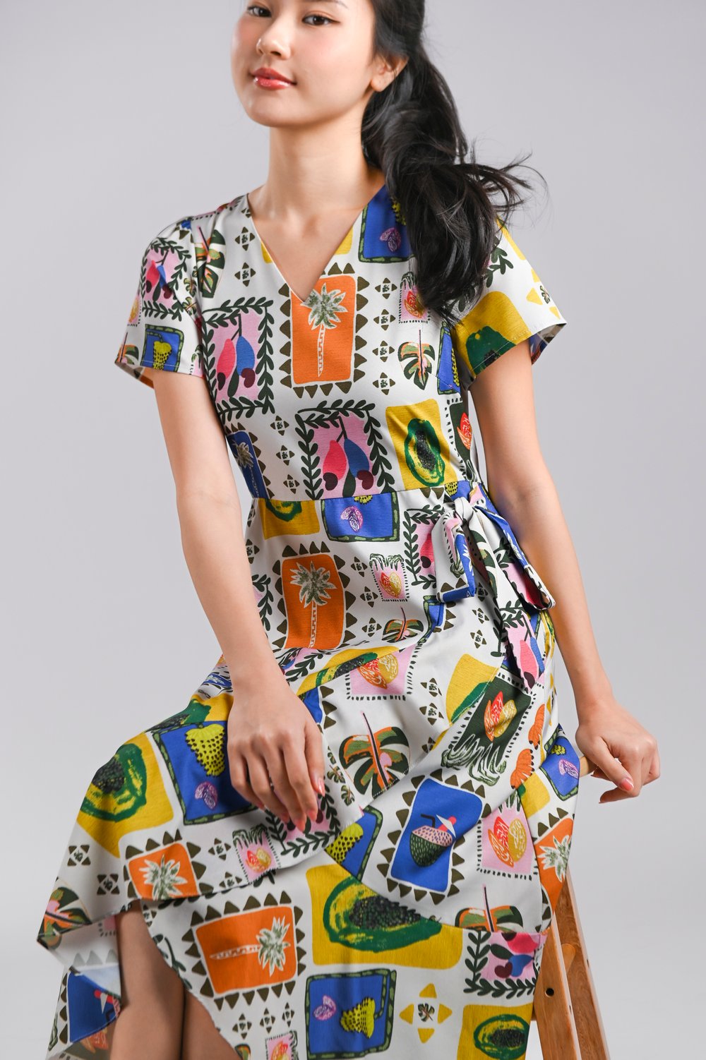 SAIGE SLEEVED RUFFLE MIDI DRESS IN SUMMER DREAM