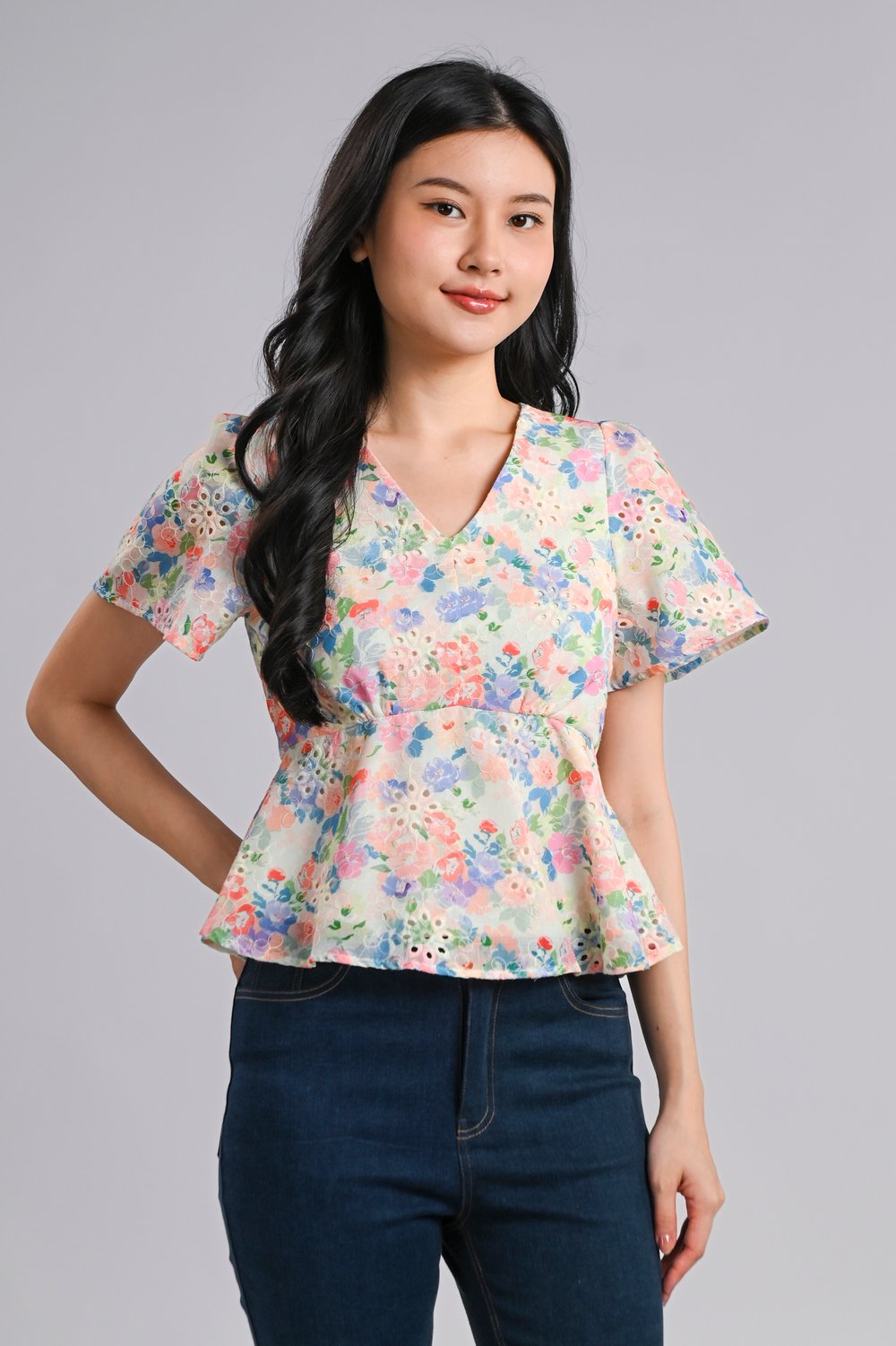 ZIWEI EYELET FLORAL SLEEVED PEPLUM TOP