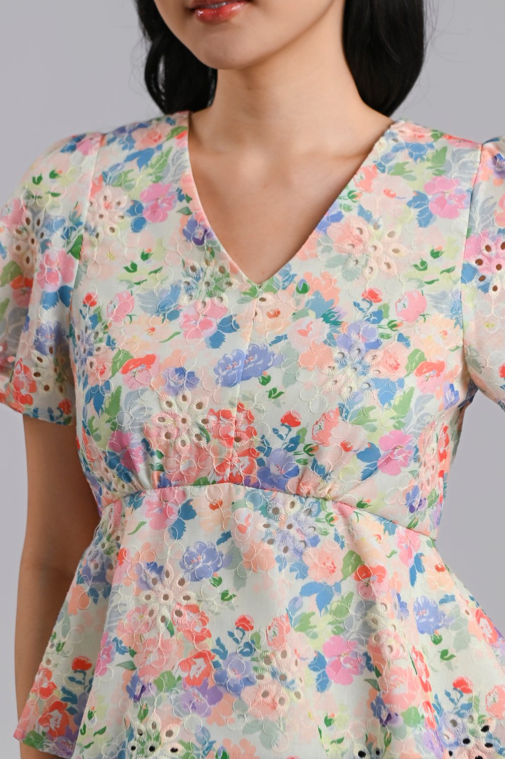 ZIWEI EYELET FLORAL SLEEVED PEPLUM TOP