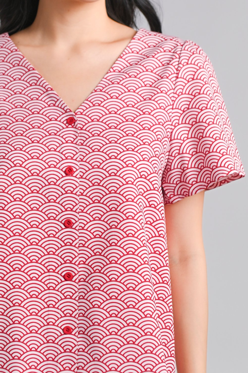 SUGOI RED SLEEVED BUTTON TOP