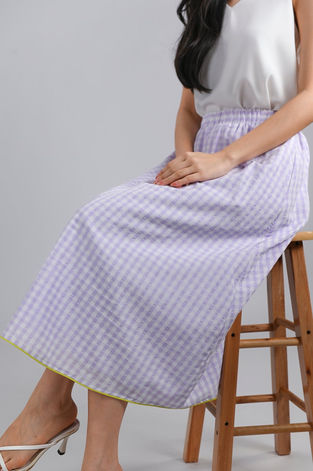 LOTTIE GINGHAM ELASTIC-WAIST SKIRT IN LILAC