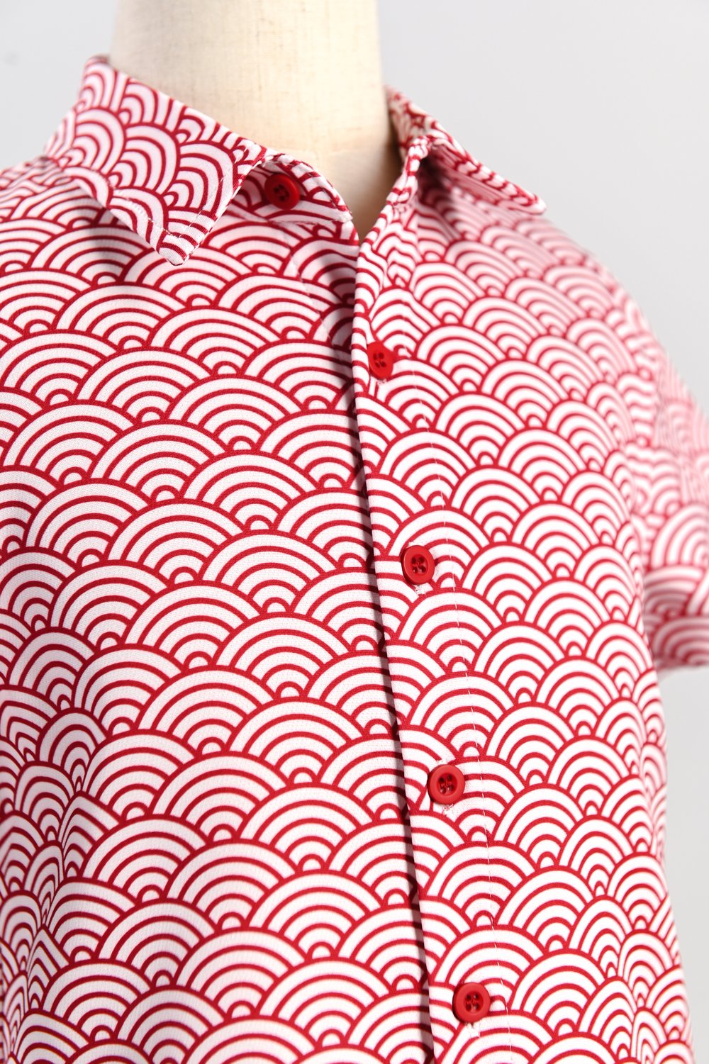 SUGOI RED KIDS’ SHIRT