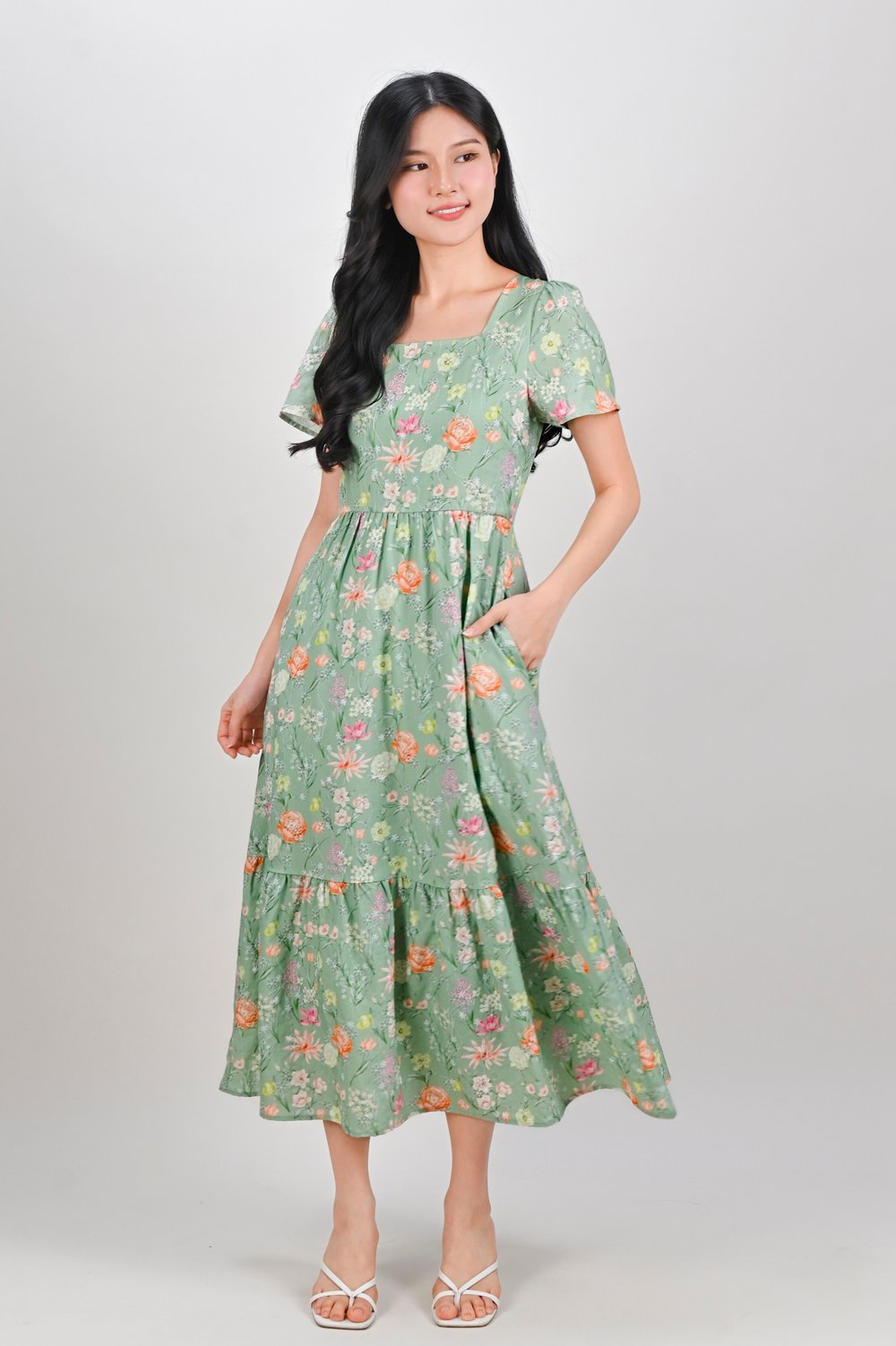 ENYA FLORAL SQUARE-NECK SLEEVED DRESS IN GREEN