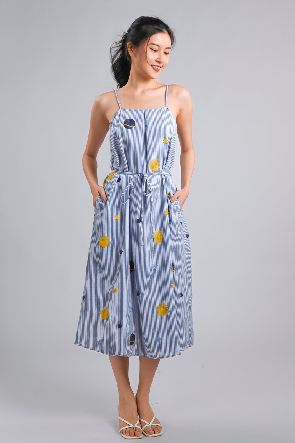 GALAXY EMB. SPAG TENT MIDI DRESS IN STRIPES