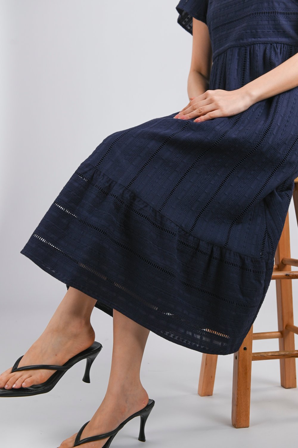 YORK EYELET SQUARE-NECK SLEEVED MIDI DRESS IN NAVY