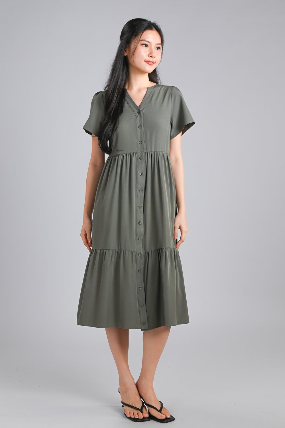 ALOVEA GREEN SLEEVED BUTTON MIDI DRESS