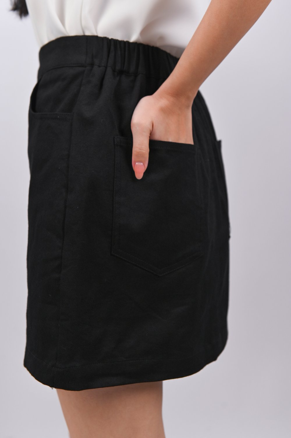 COVALIE SKORTS IN BLACK