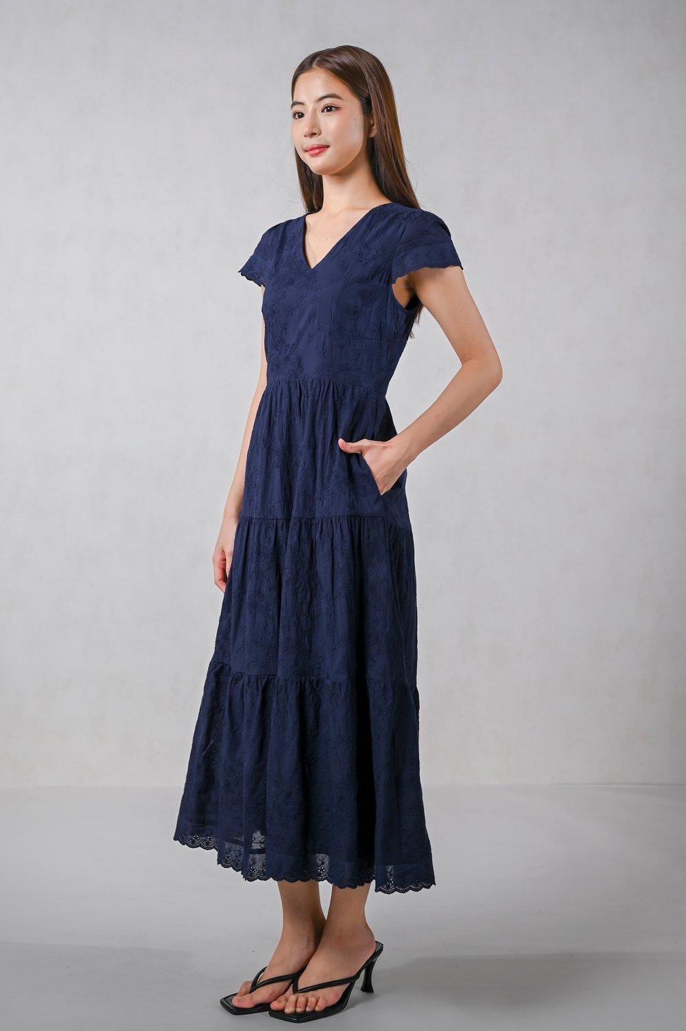 COLETTE EYELET TIERED MIDAXI DRESS IN NAVY