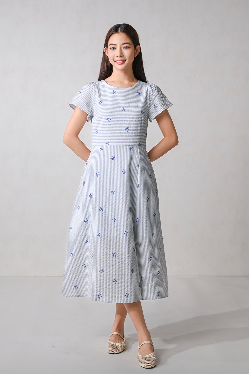 CALLA RIBBON STRIPE SLEEVED MIDI DRESS IN BLUE