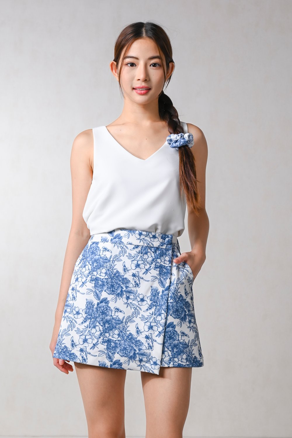 DRAGONFLY GARDEN ELASTIC-BACK SKORTS