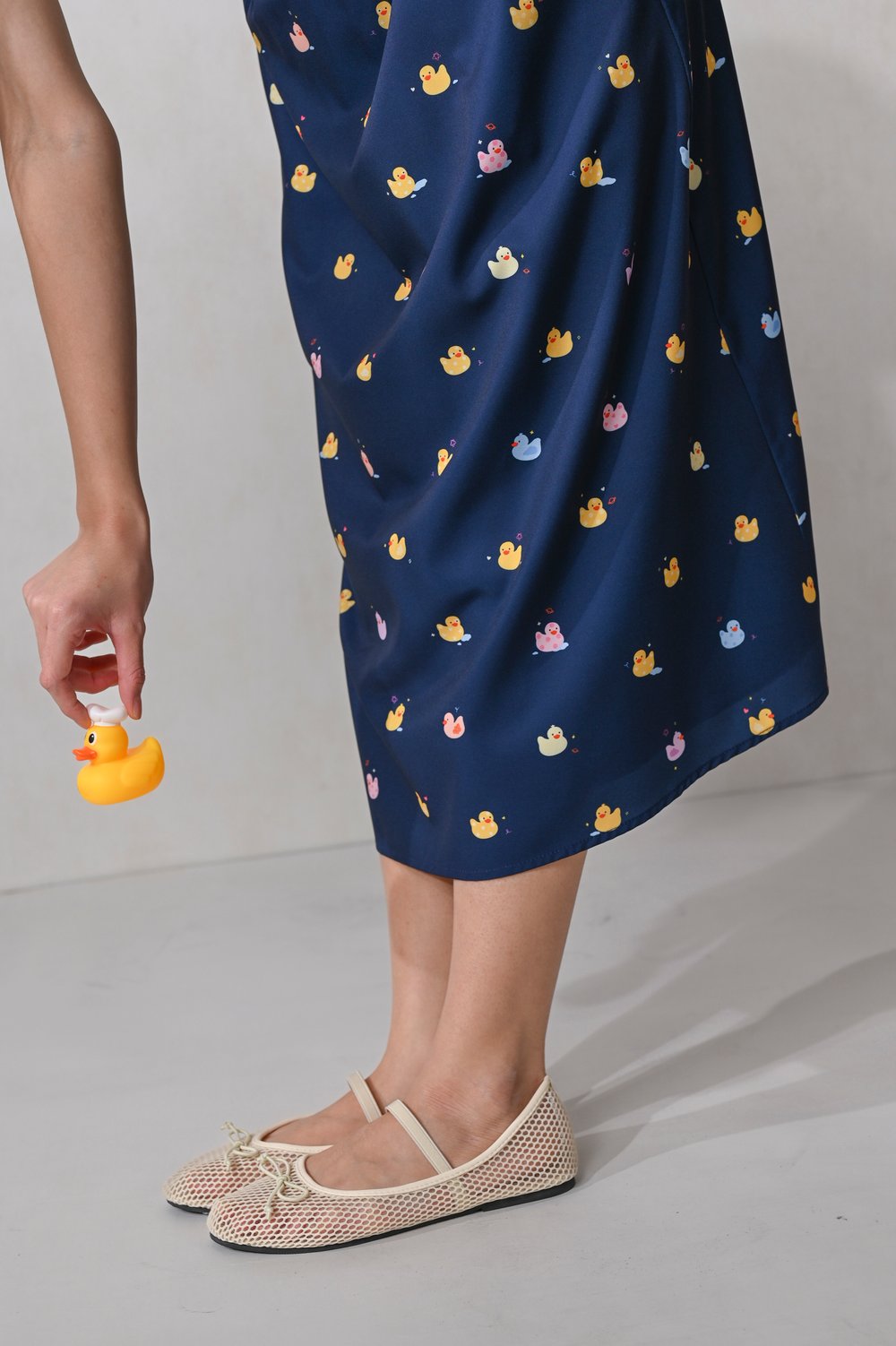 RUBBER DUCKIE ELASTIC-WAIST SKIRT