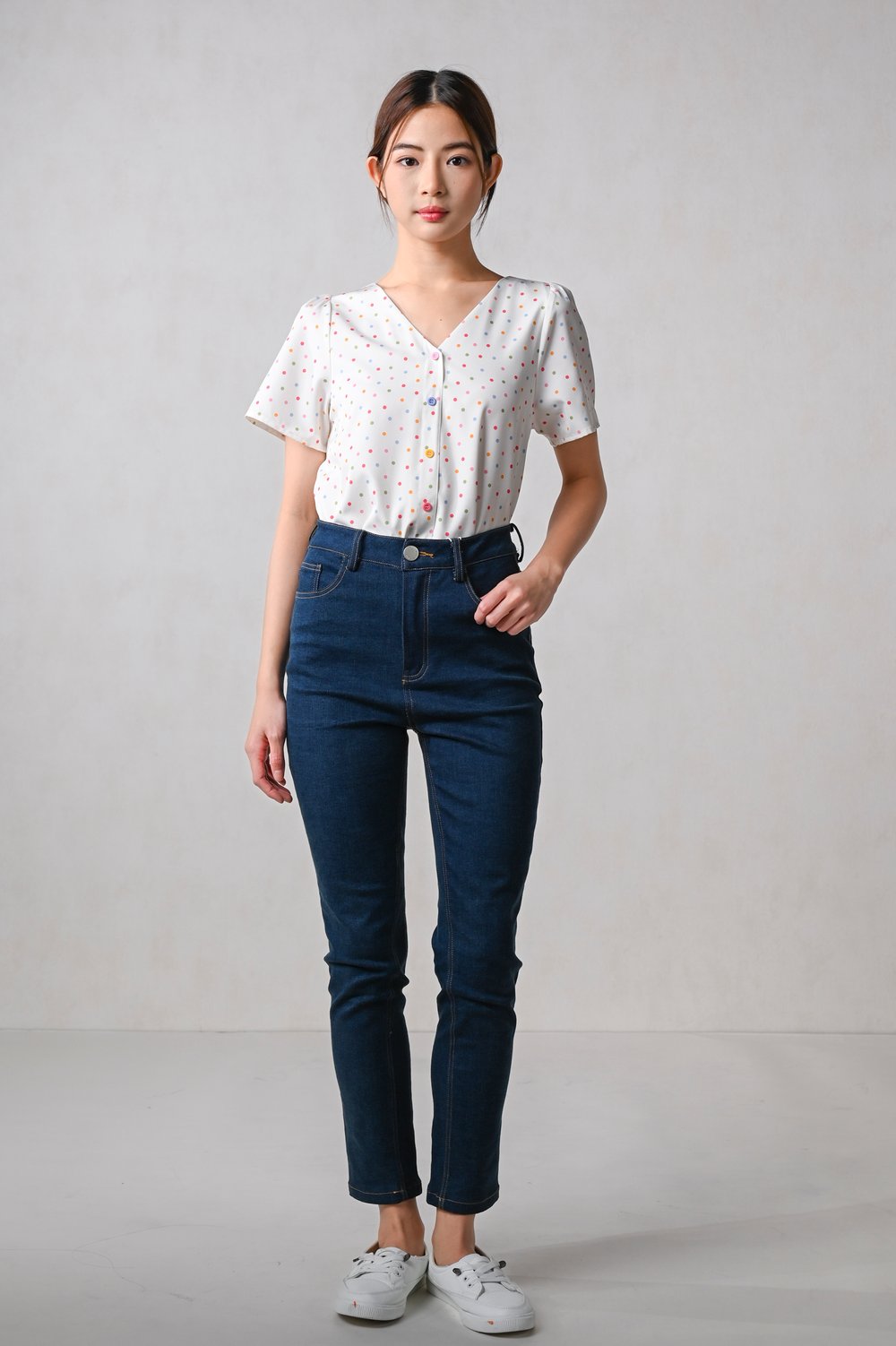 WONDER POLKA SLEEVED BUTTON TOP