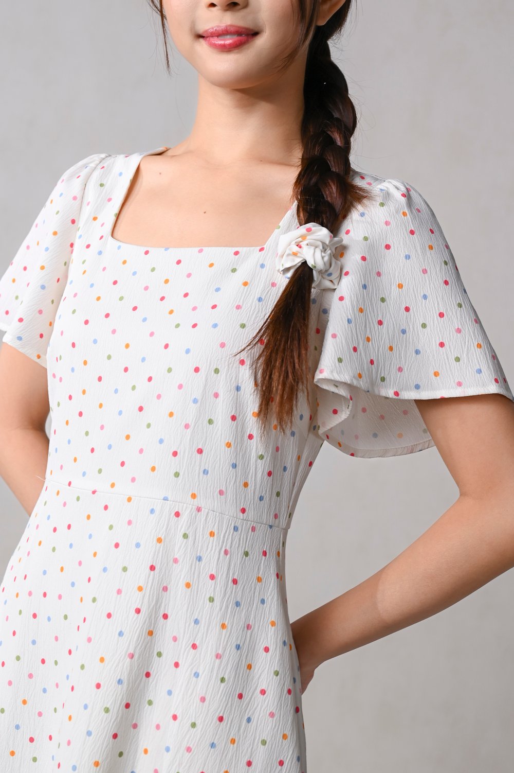 WONDER POLKA SQUARE-NECK SLEEVED MIDI DRESS