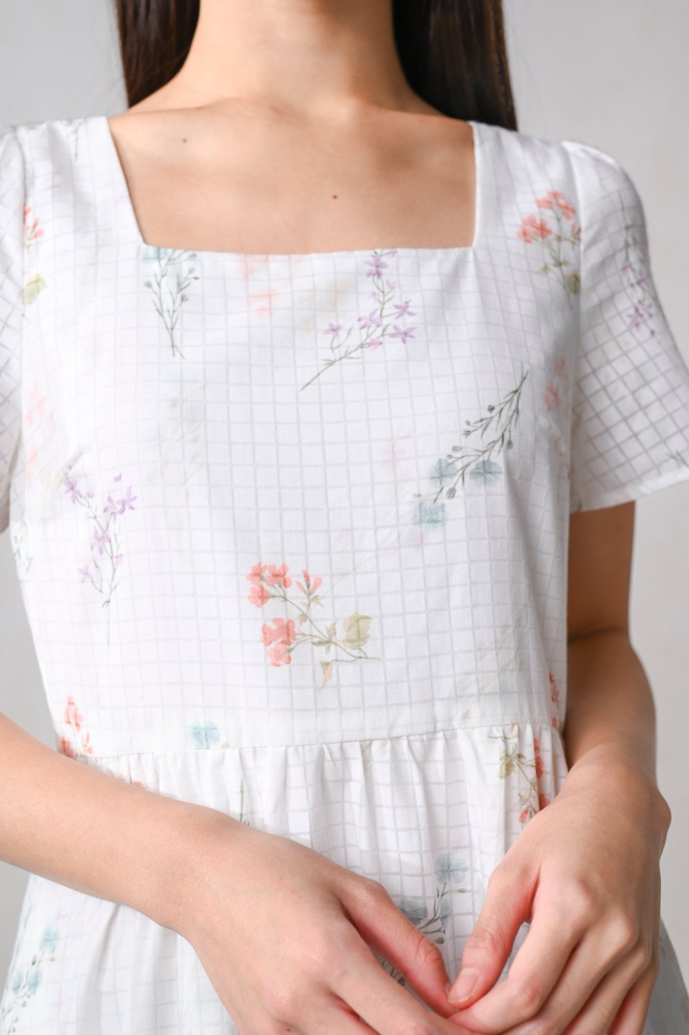 DULCIE GRID FLORAL SQUARE-NECK SLEEVED MIDI DRESS