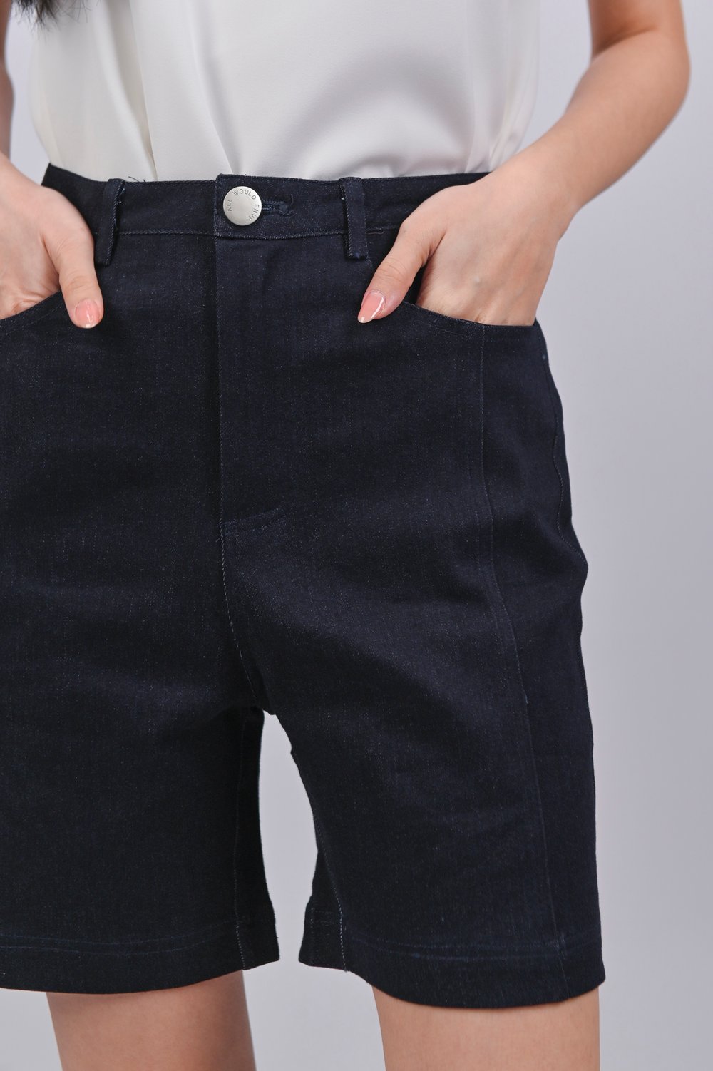 VAILA DENIM BERMS IN DARK WASH