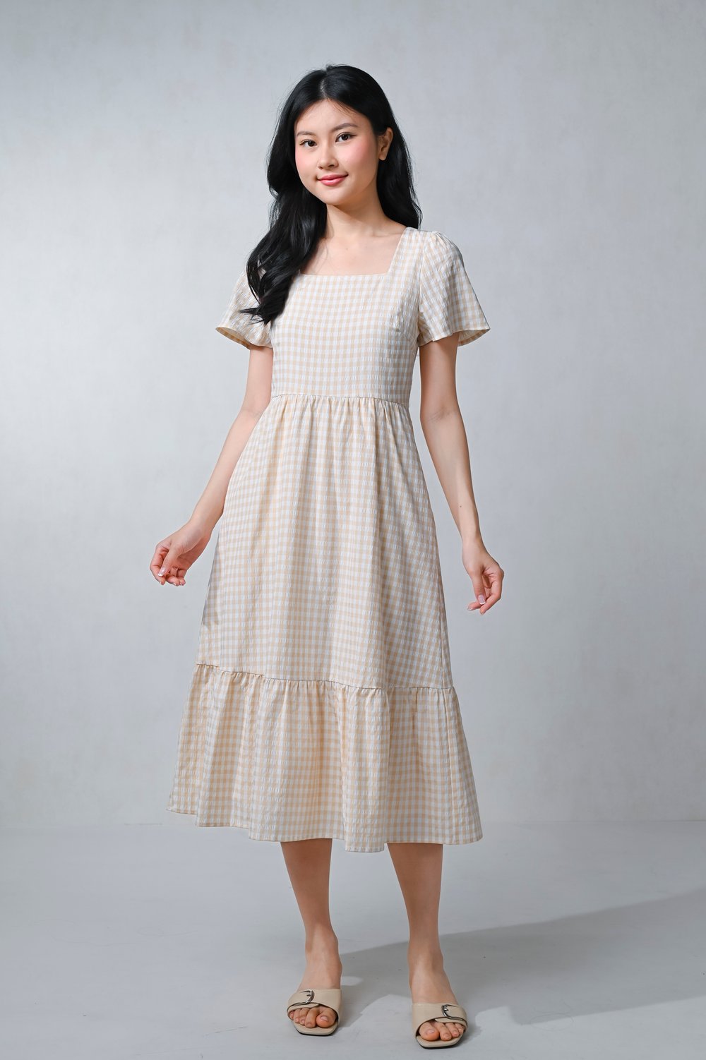 PENELOPE GINGHAM SQUARE-NECK SLEEVED DRESS IN KHAKI