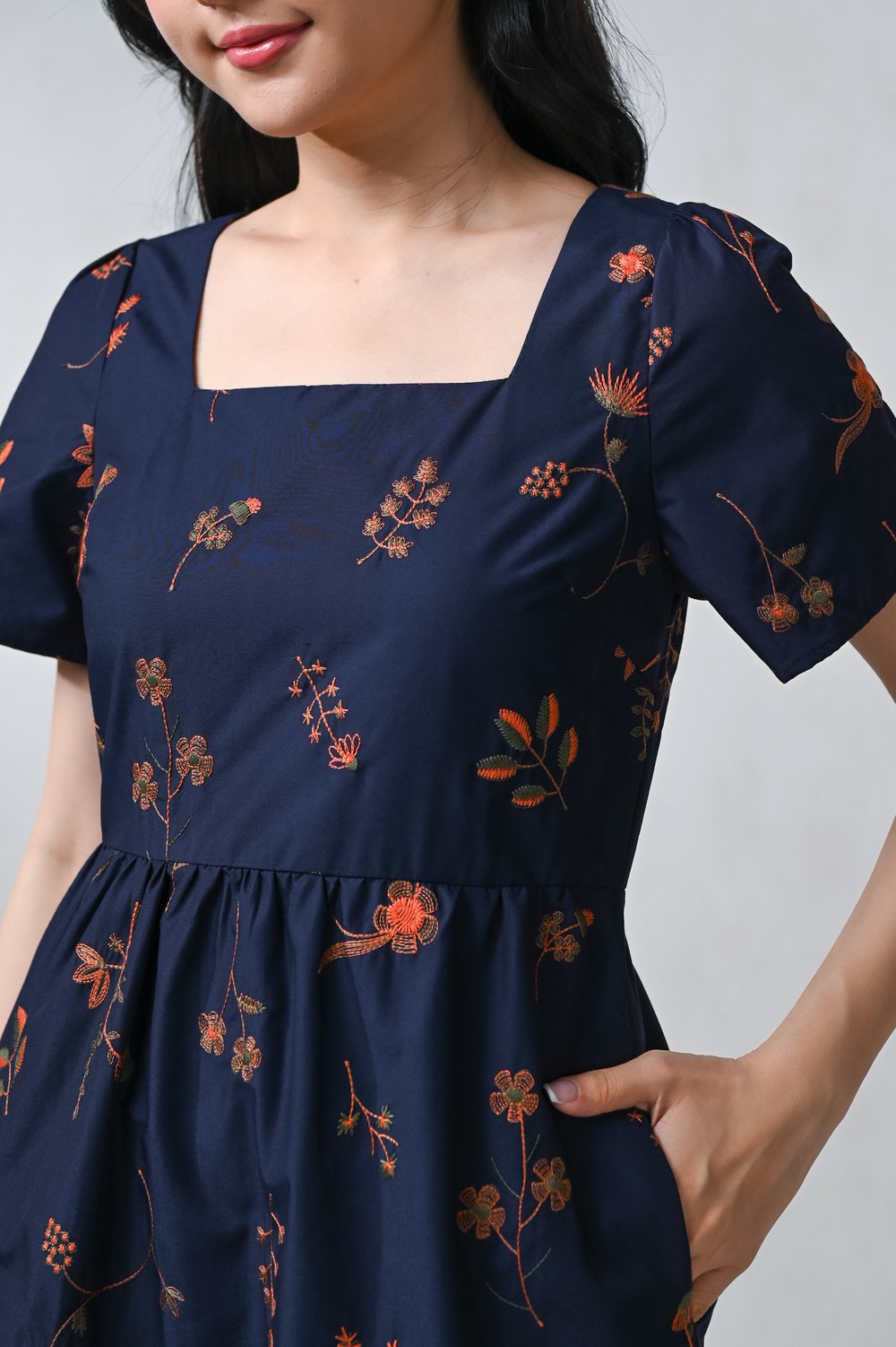 ZOSIA NAVY EMB. SQUARE-NECK FLOUNCE DRESS