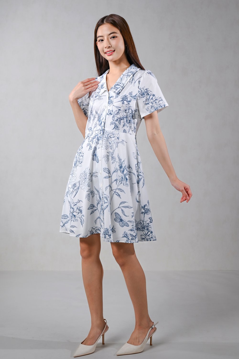 MONI PETERPAN-COLLAR SLEEVED BUTTON DRESS